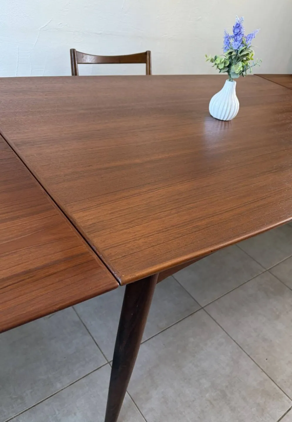 Table scandinave en teck Samcom