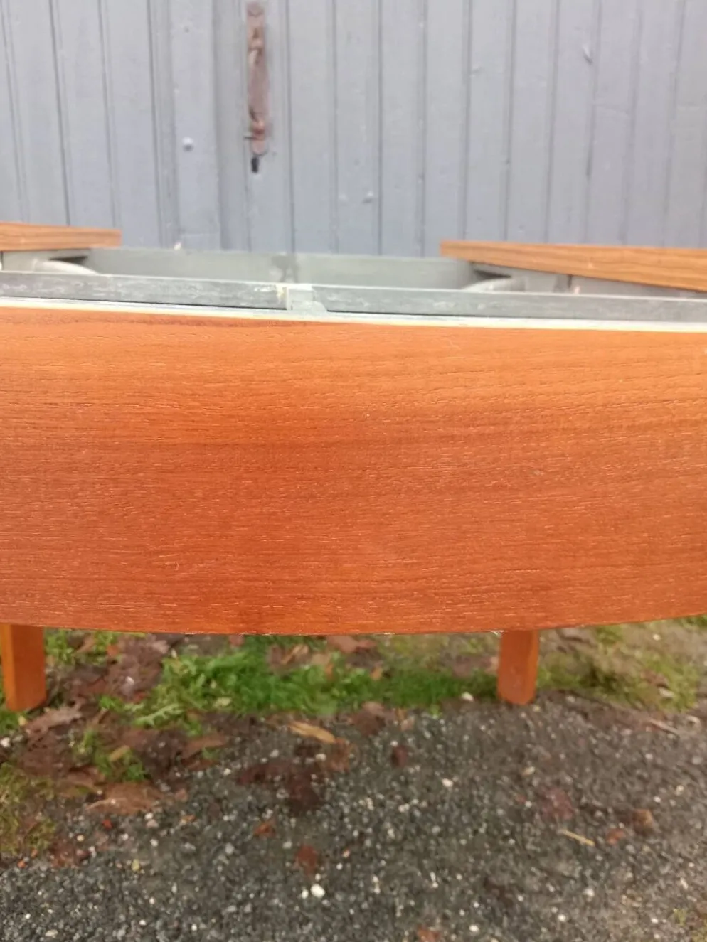 Table scandinave extensible