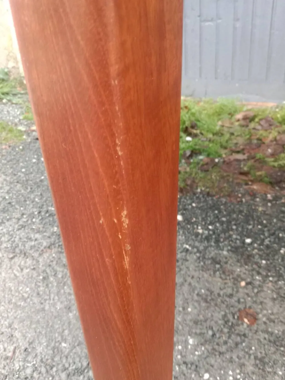 Table scandinave extensible