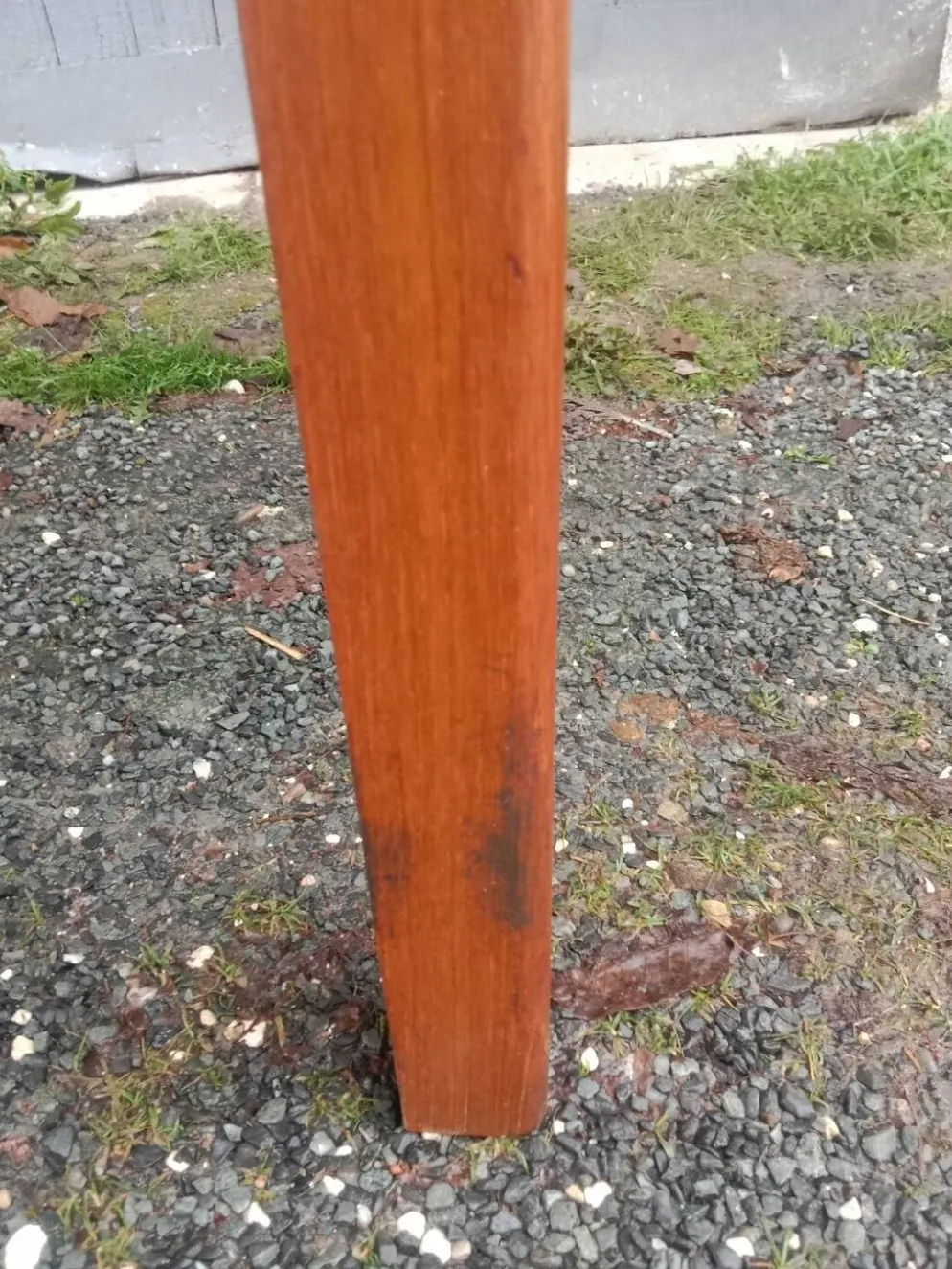 Table scandinave extensible