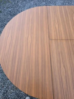 Table scandinave extensible en teck des années 60