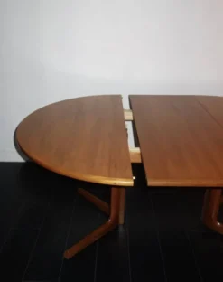 Table scandinave extensible Niels Otto Moller, 1960