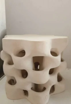 Table sculpture modèle Pedrera