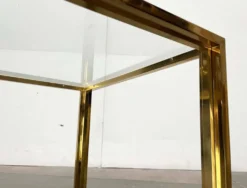 Tables d'appoint cube en laiton et verre à la française Hollywood Regency de Maison Charles, années 1970, lot de 2