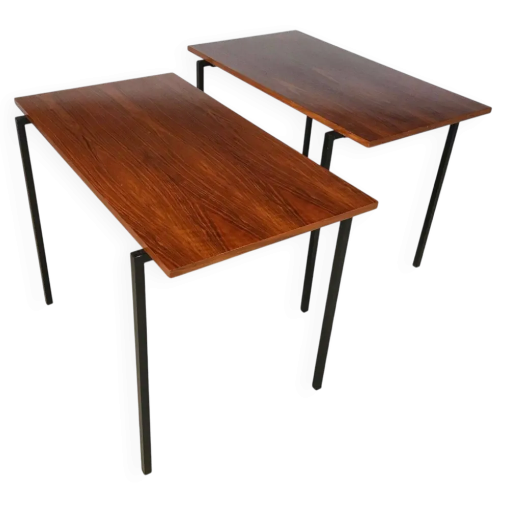Tables d'appoint empilables en noyer et acier minimalistes, années 1960, ensemble de 2