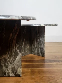 Tables d'appoint en marbre organiquement façonnées, Allemagne 1970
