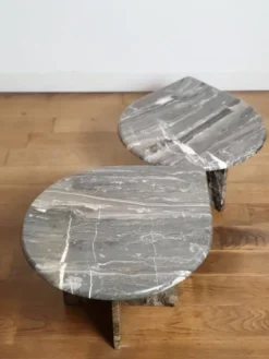 Tables d'appoint en marbre organiquement façonnées, Allemagne 1970