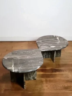 Tables d'appoint en marbre organiquement façonnées, Allemagne 1970
