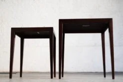 Tables d'appoint par Severin Hansen