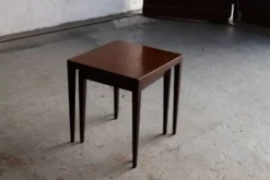 Tables d'appoint par Severin Hansen