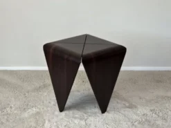 Tables d'appoint Petalas par Jorge Zalszupin, bois de rose