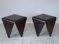 Tables d'appoint Petalas par Jorge Zalszupin, bois de rose