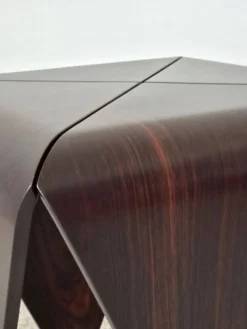Tables d'appoint Petalas par Jorge Zalszupin, bois de rose