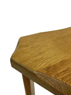 Tables d'appoint scandinaves vintage en bois massif des années 1970