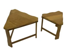 Tables d'appoint scandinaves vintage en bois massif des années 1970