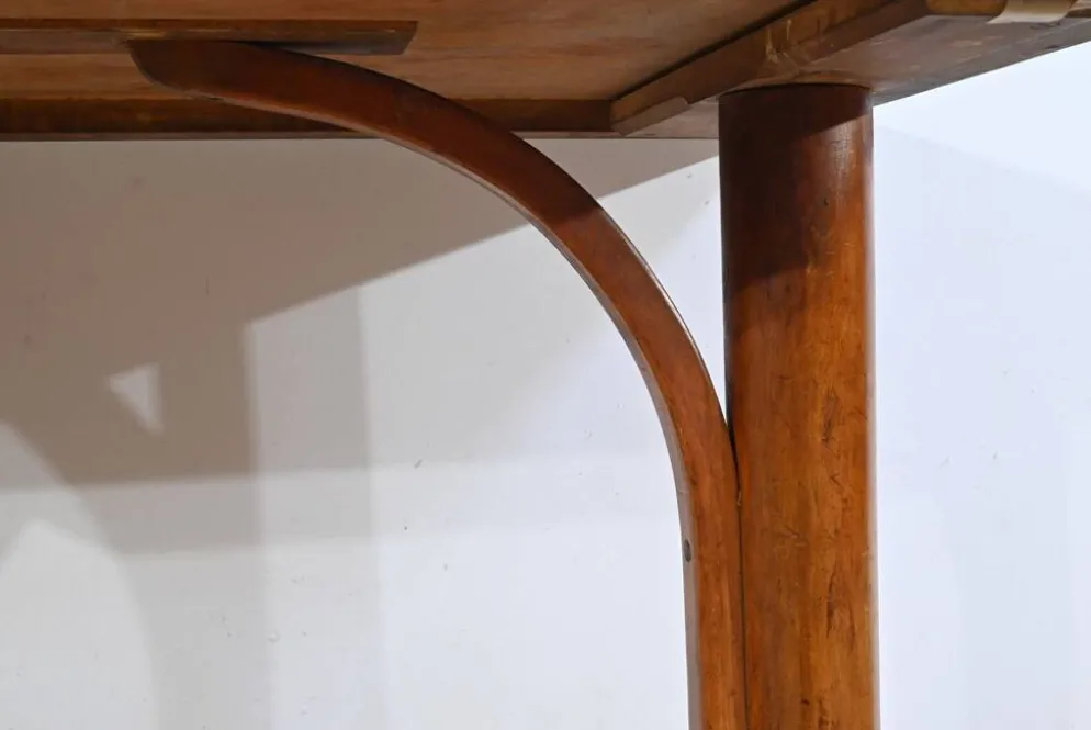 Tables de bistro en stratifié et hêtre – 1950