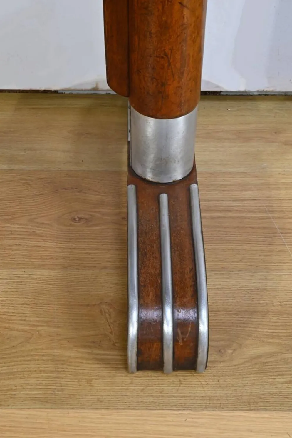 Tables de bistro en stratifié et hêtre – 1950