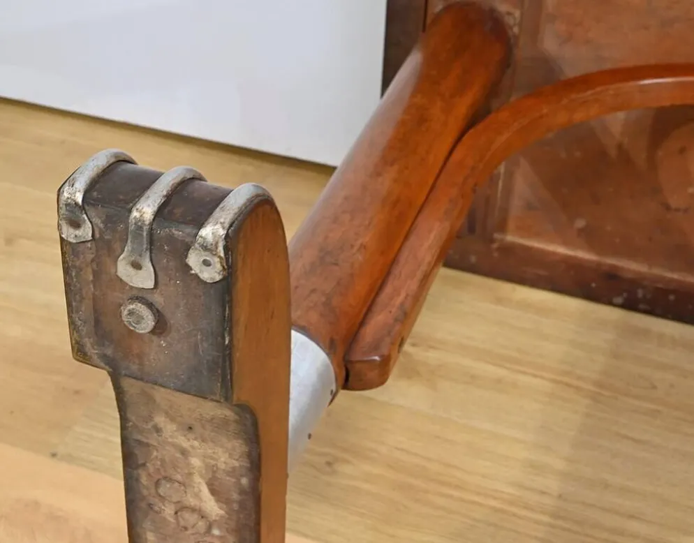 Tables de bistro en stratifié et hêtre – 1950