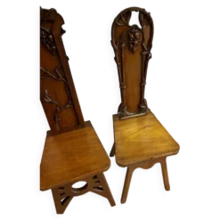 Tables de bistrot en fonte