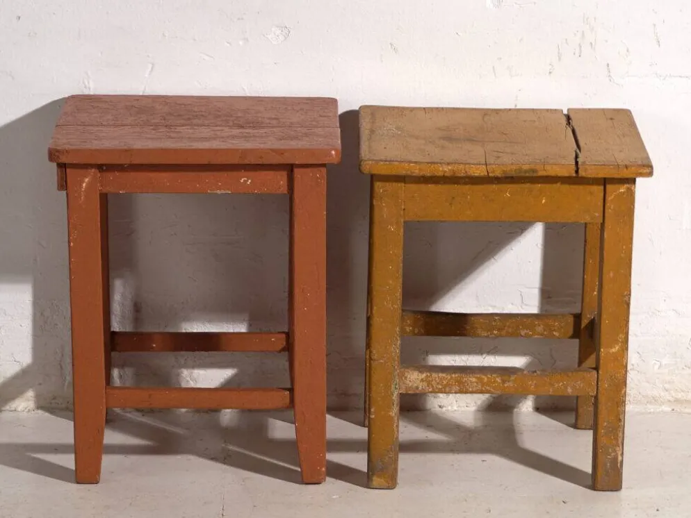 Tables de chevet anciennes en bois de pin – Europe centrale, vers 1940 #6