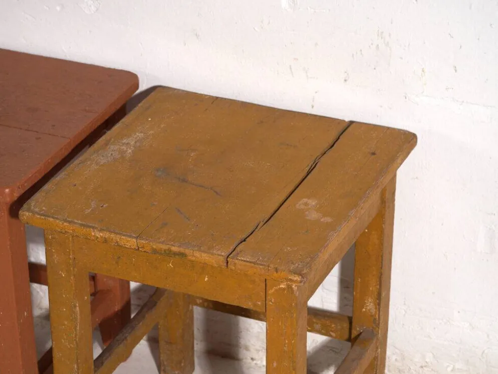 Tables de chevet anciennes en bois de pin – Europe centrale, vers 1940 #6