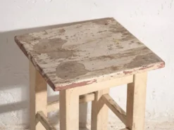 Tables de chevet anciennes en bois de pin – Europe centrale, vers 1940 #11