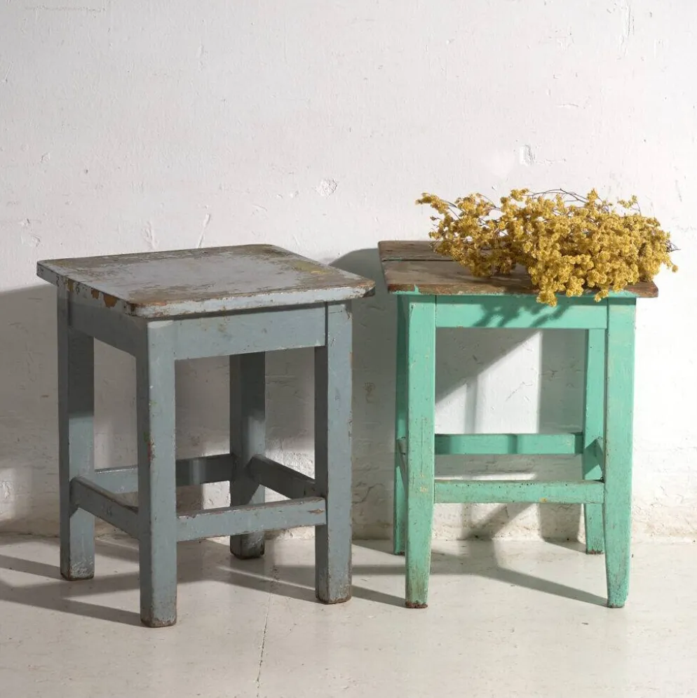 Tables de chevet anciennes en bois de pin – Europe centrale, vers 1940 #1