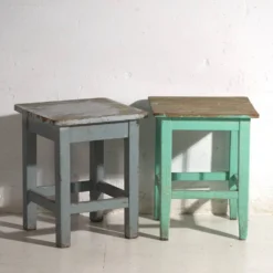 Tables de chevet anciennes en bois de pin – Europe centrale, vers 1940 #1