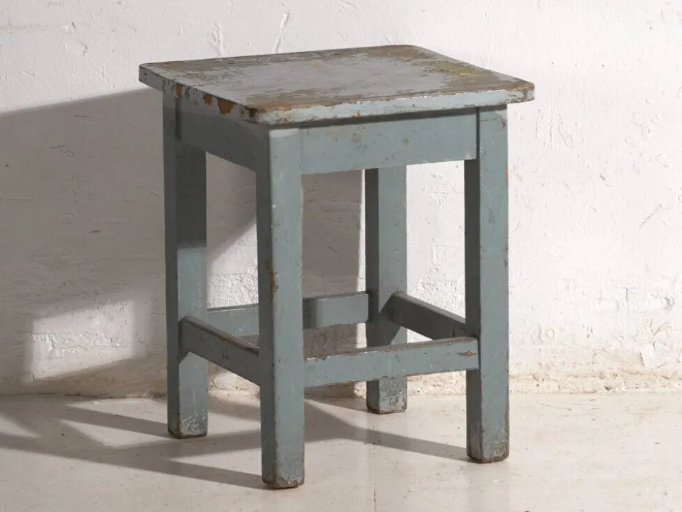 Tables de chevet anciennes en bois de pin – Europe centrale, vers 1940 #1