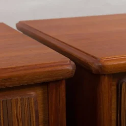 Tables de chevet en teck du milieu du siècle avec incrustations en palissandre, Danemark, années 1960