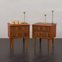 Tables de chevet en teck du milieu du siècle avec incrustations en palissandre, Danemark, années 1960
