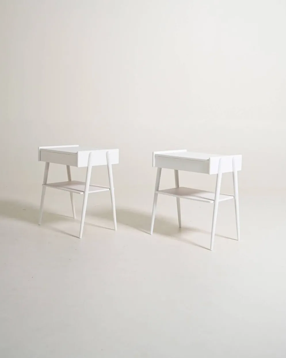 Tables de chevet par AB Carlström & Co Möbelfabrik, Suède, années 1950-60.
