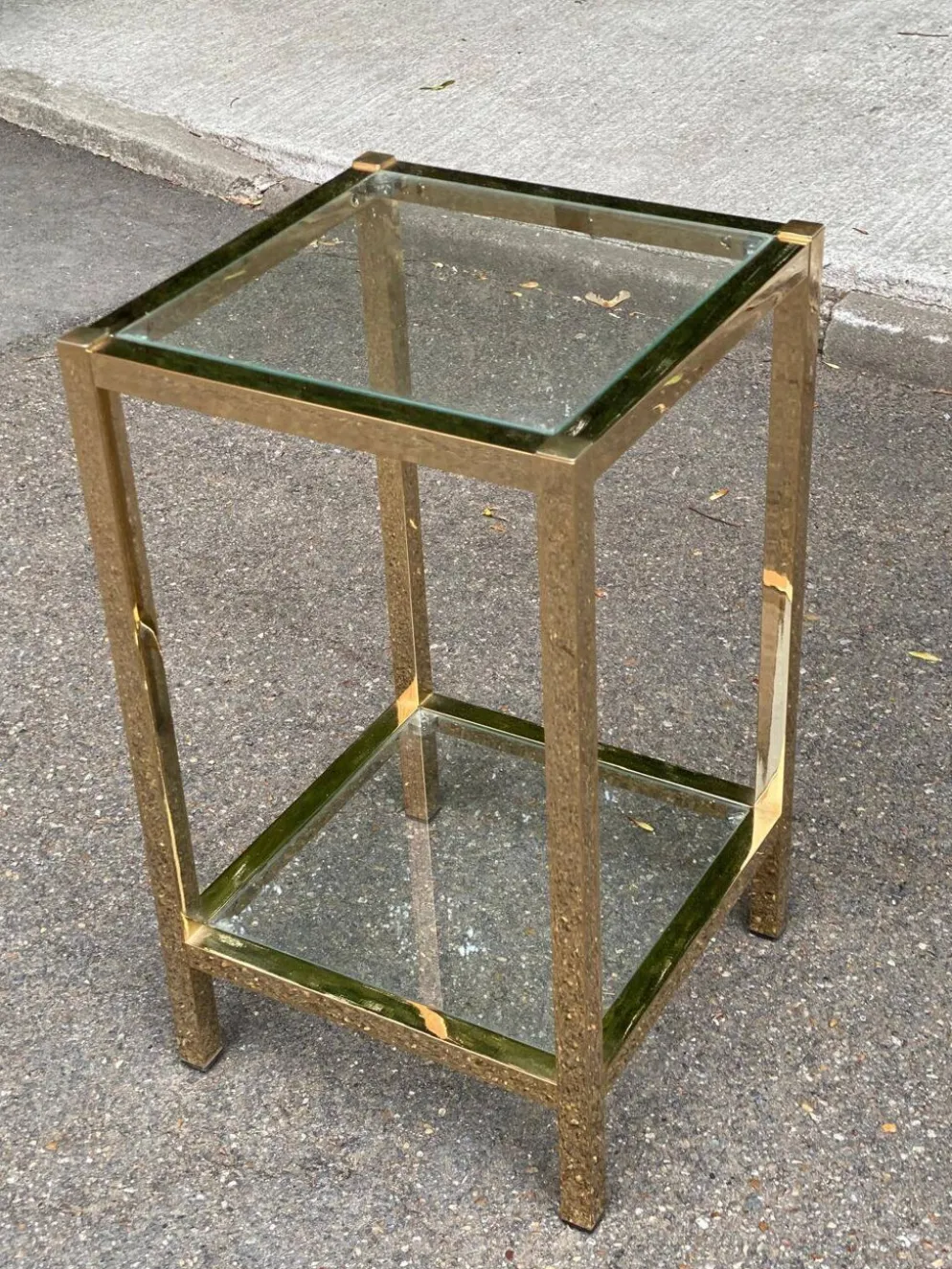 2 tables de chevets bout de canapé en laiton et verre transparent Maison Ja