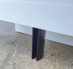 2 tables de chevet / tables de nuit B&B Italia