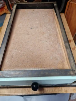 2 Tables de chevet vintage