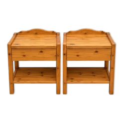 2 tables de chevet vintage en bois