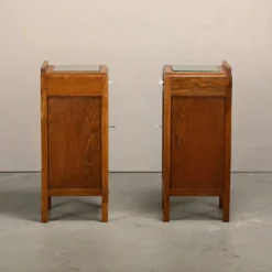 Tables de nuit Art Déco Amsterdam School en bois de chêne et verre, années 1930 Pays-Bas