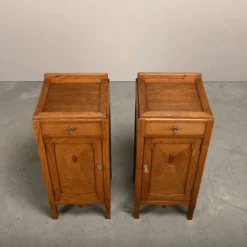 Tables de nuit Art Déco Amsterdam School en bois de chêne et verre, années 1930 Pays-Bas