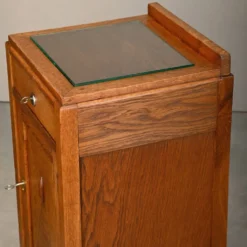 Tables de nuit Art Déco Amsterdam School en bois de chêne et verre, années 1930 Pays-Bas