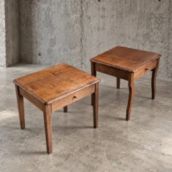 2 tables de nuit assorties / tables d'appoint / années 1980