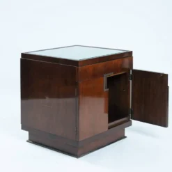 Tables de nuit de style Art déco en placage de noyer et cuivre par Baker
