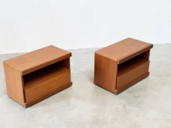 Tables de nuit françaises des années 1970