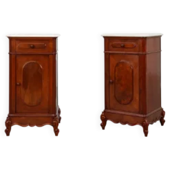 Tables de nuit Louis XV avec plateau en marbre de Carrare, France vers 1890.