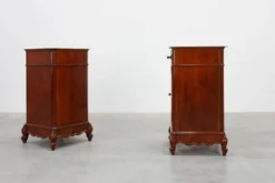 Tables de nuit Louis XV avec plateau en marbre de Carrare, France vers 1890.