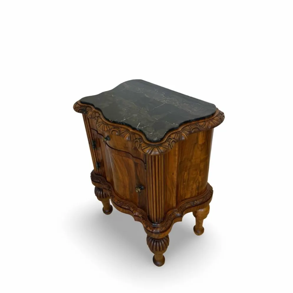 Tables de nuit serpentine en noyer Art déco, années 1920