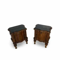 Tables de nuit serpentine en noyer Art déco, années 1920