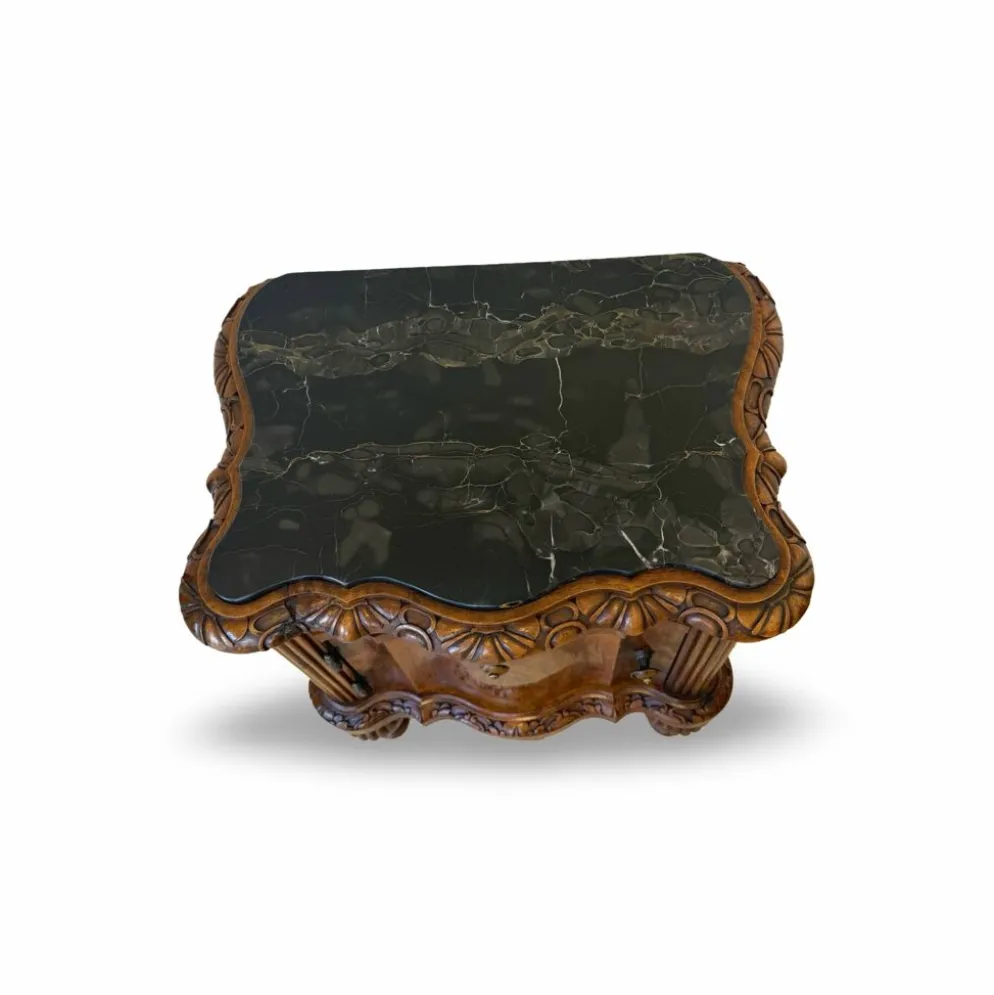 Tables de nuit serpentine en noyer Art déco, années 1920