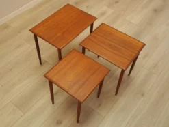 Tables en teck, design danois, années 1970, fabriqué au Danemark