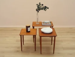 Tables en teck, design danois, années 1970, fabriqué au Danemark