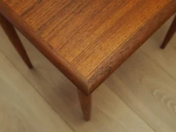Tables en teck, design danois, années 1970, fabriqué au Danemark